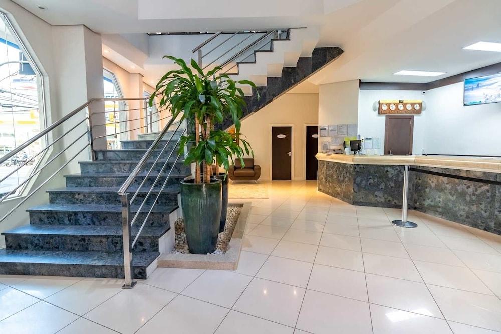 Hotel Ilha Da Madeira Balneario Camboriu
